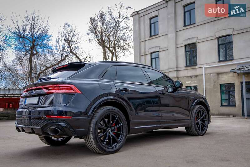 Внедорожник / Кроссовер Audi RS Q8 2021 в Днепре