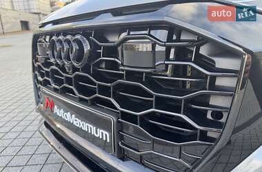 Позашляховик / Кросовер Audi RS Q8 2023 в 