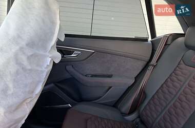 Внедорожник / Кроссовер Audi RS Q8 2025 в 