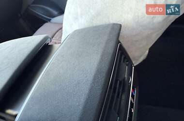 Внедорожник / Кроссовер Audi RS Q8 2025 в 