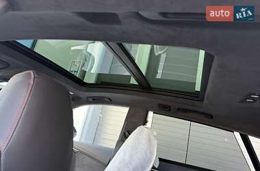 Внедорожник / Кроссовер Audi RS Q8 2025 в 