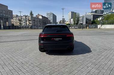 Позашляховик / Кросовер Audi RS Q8 2020 в 