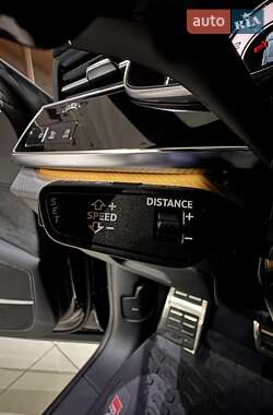 Внедорожник / Кроссовер Audi RS Q8 2024 в 