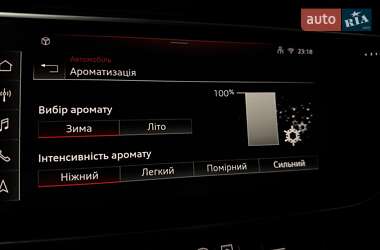 Внедорожник / Кроссовер Audi RS Q8 2024 в 