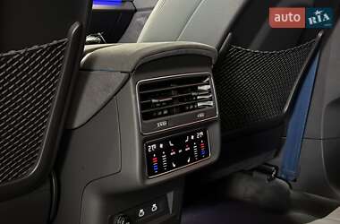 Позашляховик / Кросовер Audi RS Q8 2025 в 