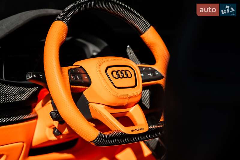 Позашляховик / Кросовер Audi RS Q8 2020 в Києві