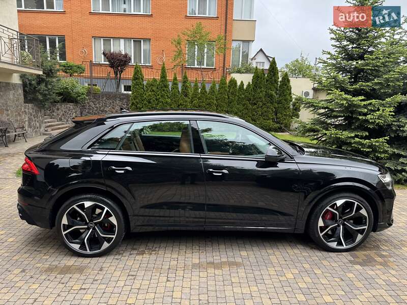 Внедорожник / Кроссовер Audi RS Q8 2021 в Киеве