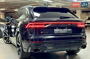 Внедорожник / Кроссовер Audi RS Q8 2020 в 