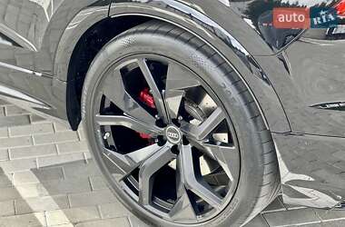Внедорожник / Кроссовер Audi RS Q8 2021 в 