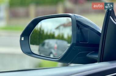 Внедорожник / Кроссовер Audi RS Q8 2021 в 