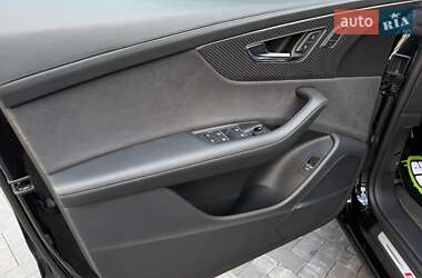 Внедорожник / Кроссовер Audi RS Q8 2023 в 