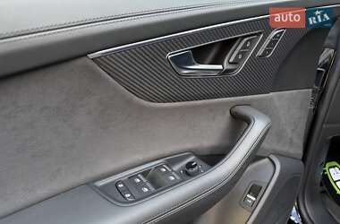 Внедорожник / Кроссовер Audi RS Q8 2023 в 