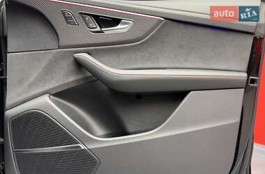 Внедорожник / Кроссовер Audi RS Q8 2023 в 