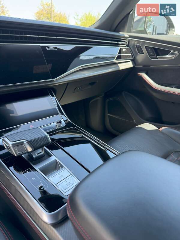 Внедорожник / Кроссовер Audi RS Q8 2020 в Кременчуге