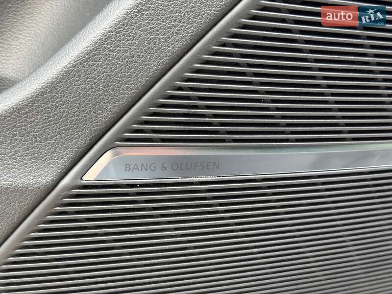 Внедорожник / Кроссовер Audi RS Q8 2021 в Киеве