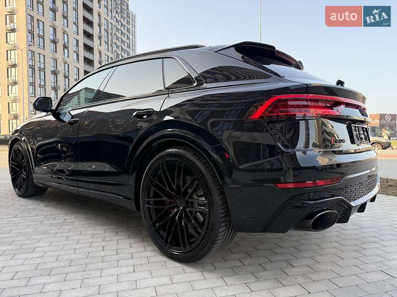Внедорожник / Кроссовер Audi RS Q8 2024 в Киеве