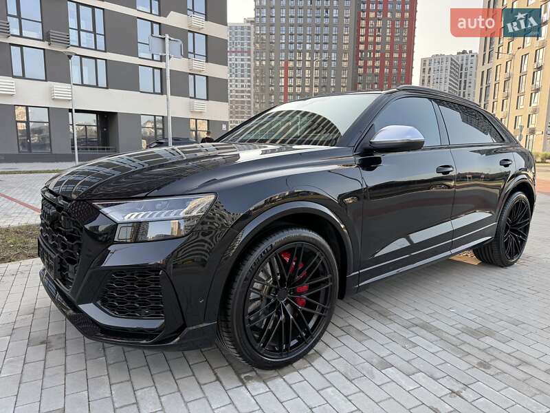 Внедорожник / Кроссовер Audi RS Q8 2024 в Киеве