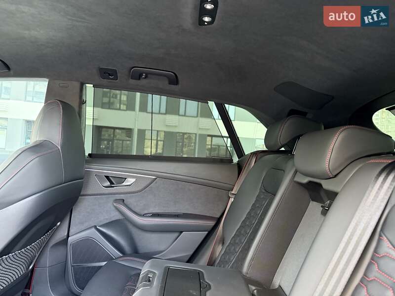 Внедорожник / Кроссовер Audi RS Q8 2024 в Киеве