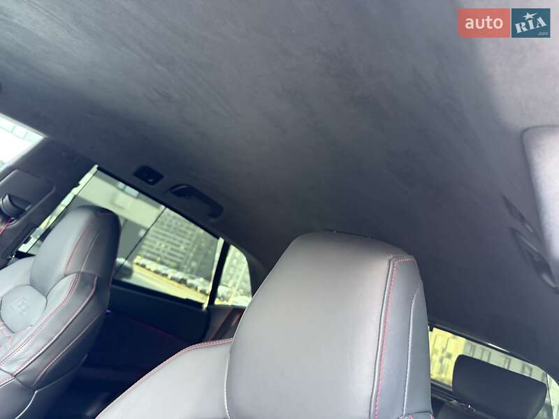 Внедорожник / Кроссовер Audi RS Q8 2024 в Киеве