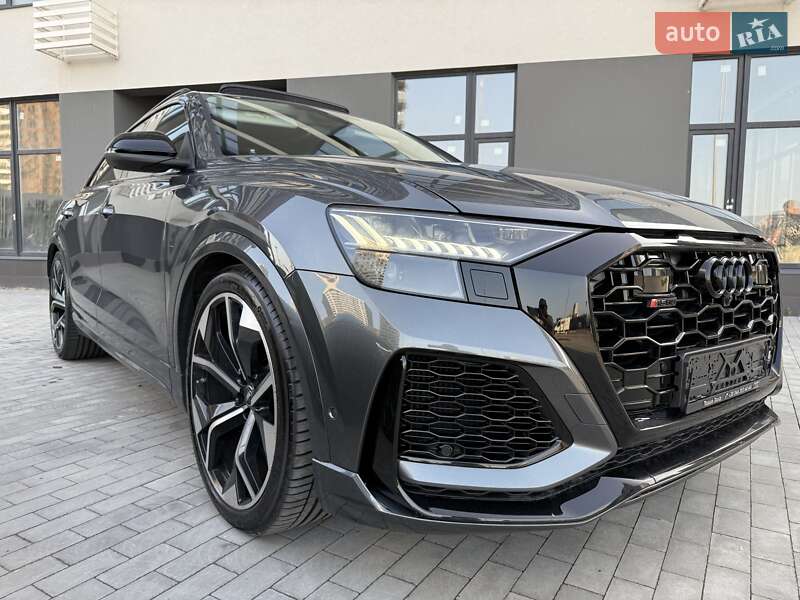 Audi RS Q8 2024