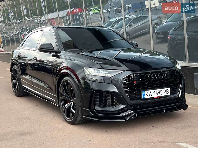 Audi RS Q8 2023