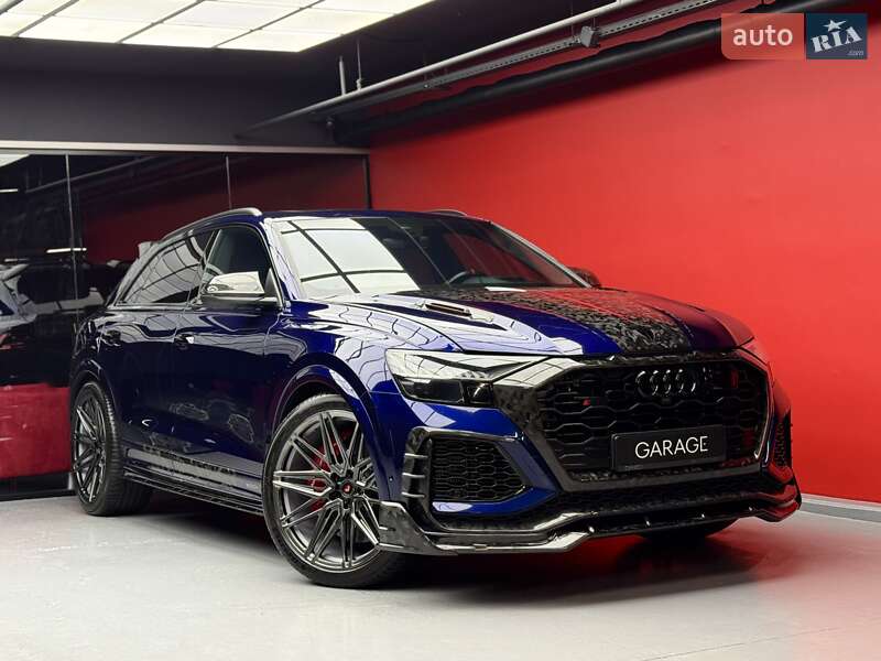Внедорожник / Кроссовер Audi RS Q8 2020 в Киеве
