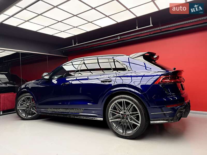 Внедорожник / Кроссовер Audi RS Q8 2020 в Киеве