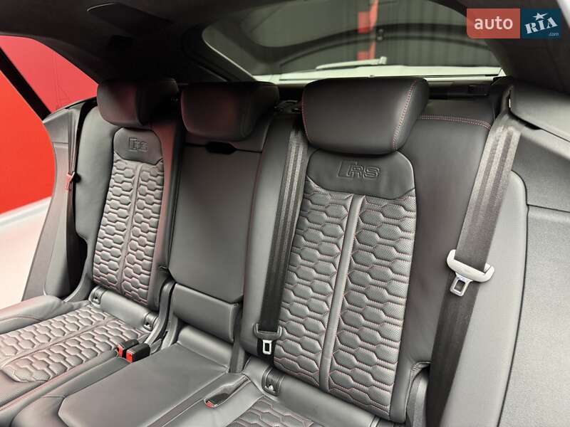 Внедорожник / Кроссовер Audi RS Q8 2020 в Киеве