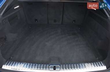 Внедорожник / Кроссовер Audi RS Q8 2021 в 