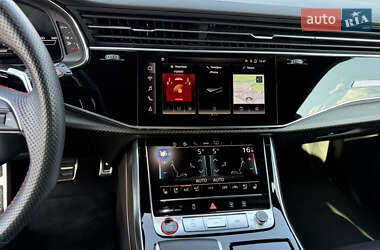 Внедорожник / Кроссовер Audi RS Q8 2020 в 