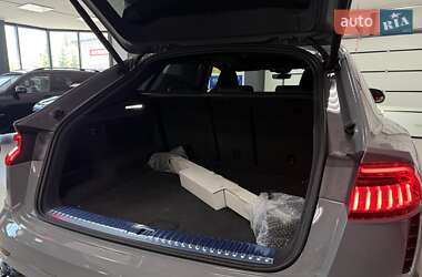 Внедорожник / Кроссовер Audi RS Q8 2023 в 