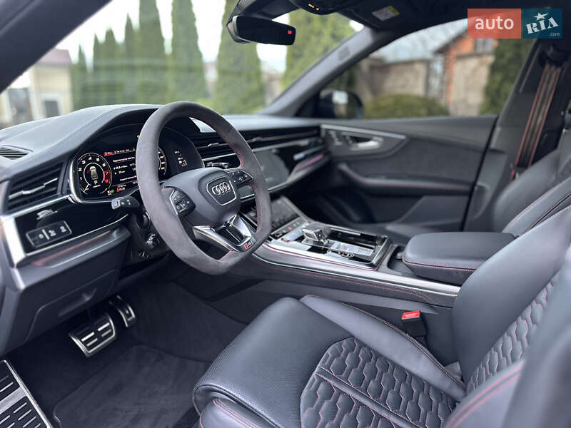 Внедорожник / Кроссовер Audi RS Q8 2023 в Ровно