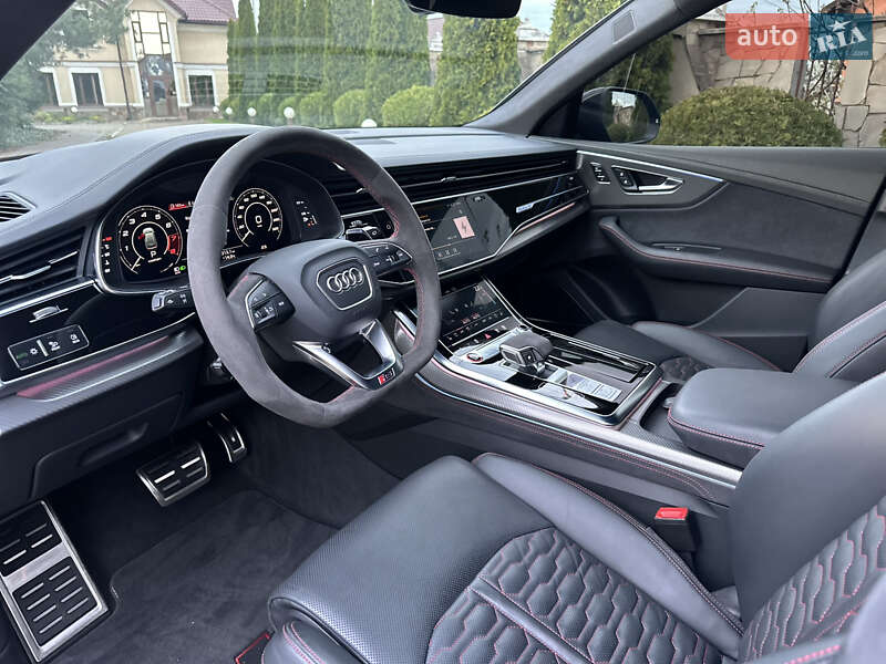 Внедорожник / Кроссовер Audi RS Q8 2023 в Ровно