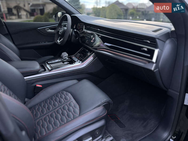 Внедорожник / Кроссовер Audi RS Q8 2023 в Ровно