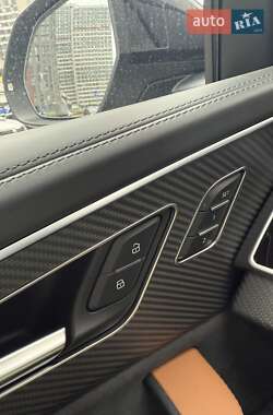 Внедорожник / Кроссовер Audi RS Q8 2023 в 