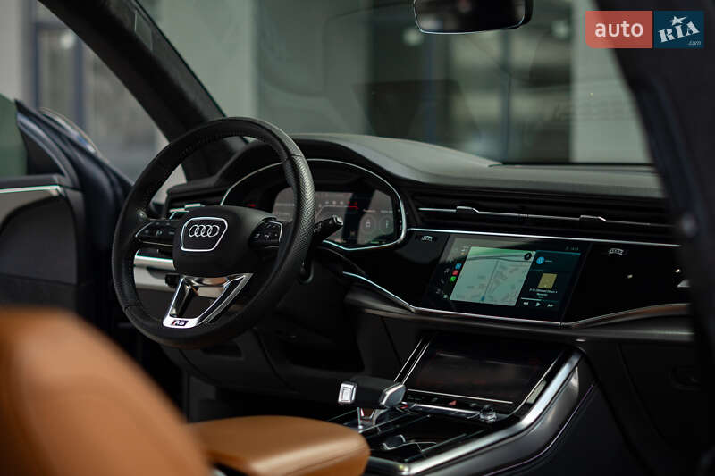 Внедорожник / Кроссовер Audi RS Q8 2020 в Киеве