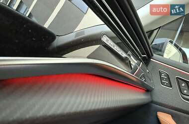 Внедорожник / Кроссовер Audi RS Q8 2024 в 