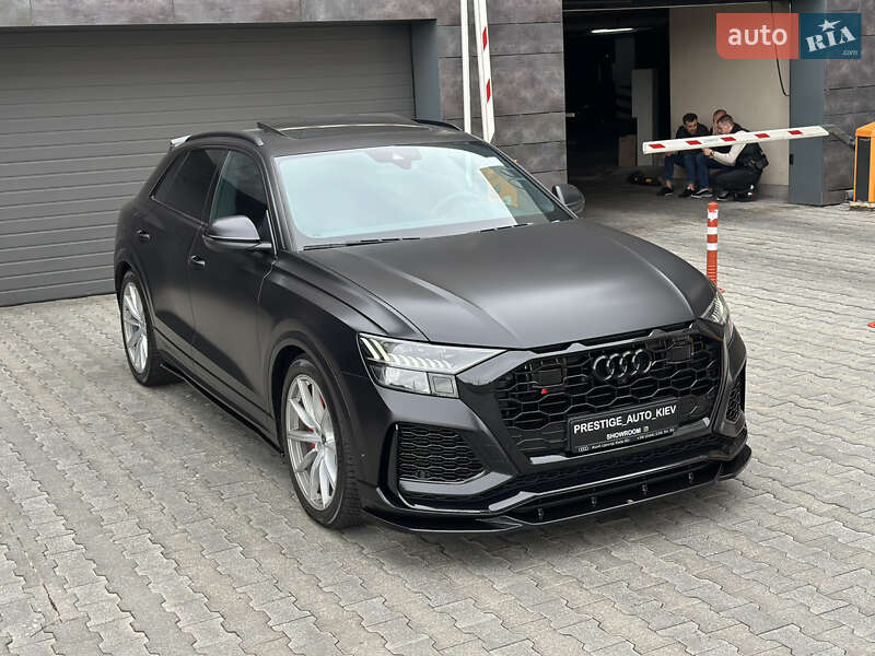 Позашляховик / Кросовер Audi RS Q8 2020 в Києві