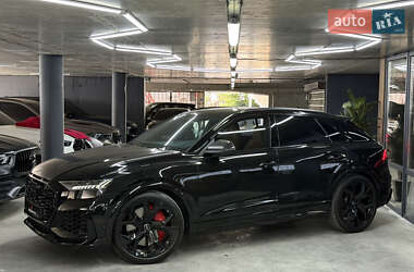 Внедорожник / Кроссовер Audi RS Q8 2021 в 