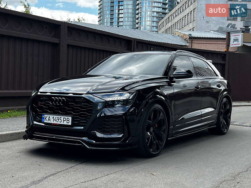 Audi RS Q8 2023