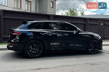 Внедорожник / Кроссовер Audi RS Q8 2023 в 