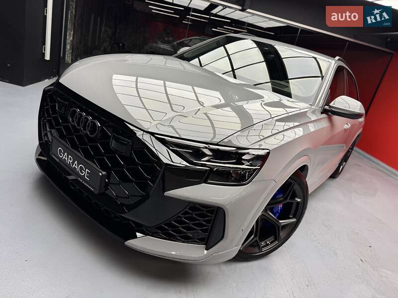 Внедорожник / Кроссовер Audi RS Q8 2025 в Киеве