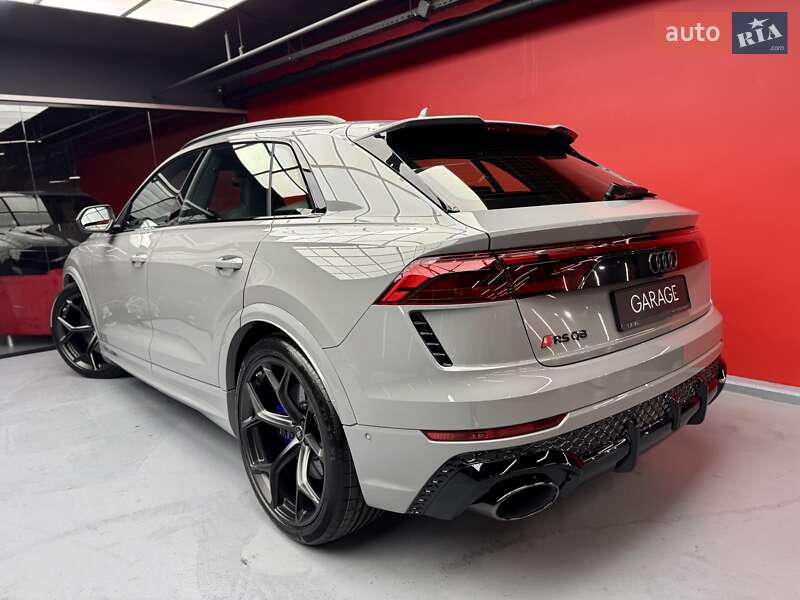 Внедорожник / Кроссовер Audi RS Q8 2025 в Киеве