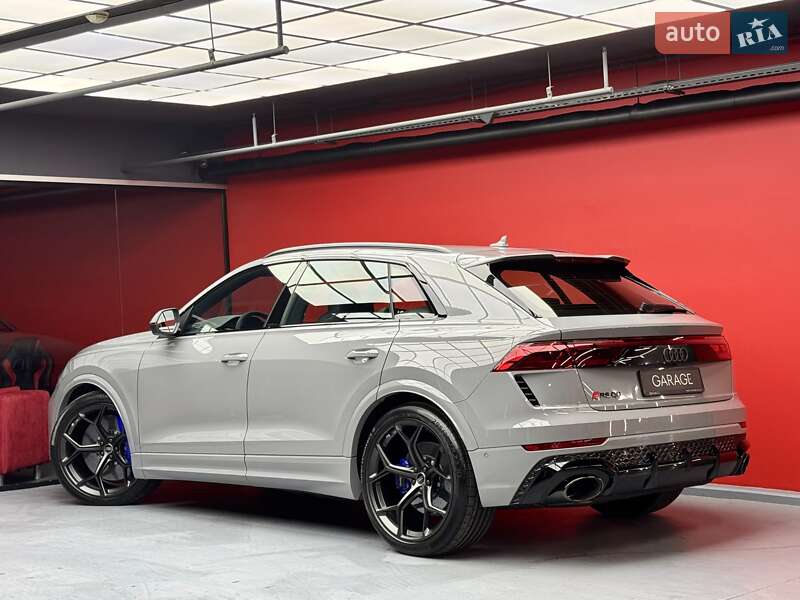 Внедорожник / Кроссовер Audi RS Q8 2025 в Киеве