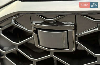 Внедорожник / Кроссовер Audi RS Q8 2024 в 