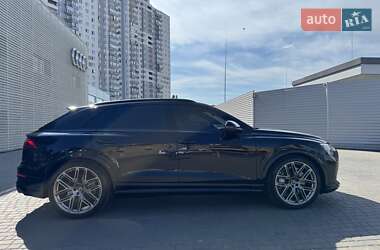 Внедорожник / Кроссовер Audi RS Q8 2025 в 