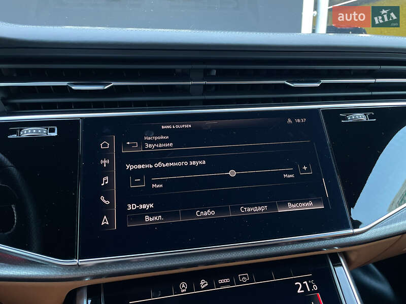 Внедорожник / Кроссовер Audi RS Q8 2020 в Киеве