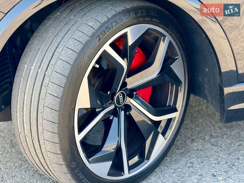 Внедорожник / Кроссовер Audi RS Q8 2021 в Львове