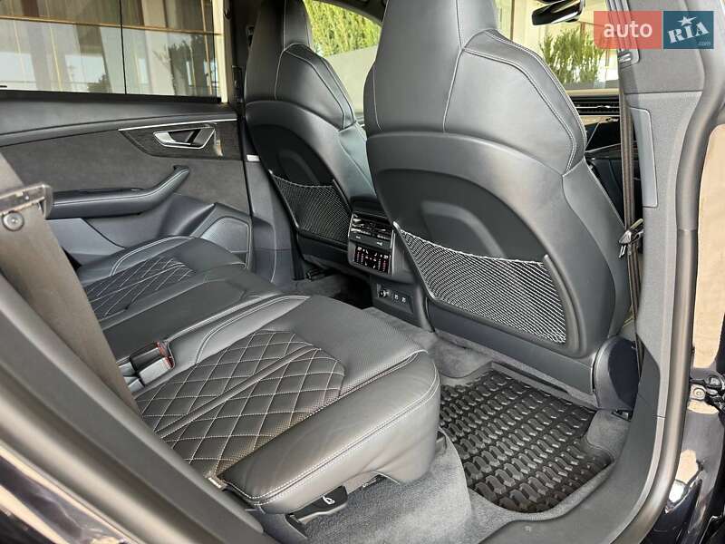 Внедорожник / Кроссовер Audi RS Q8 2021 в Львове