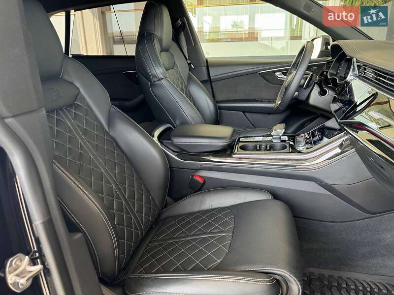 Внедорожник / Кроссовер Audi RS Q8 2021 в Львове